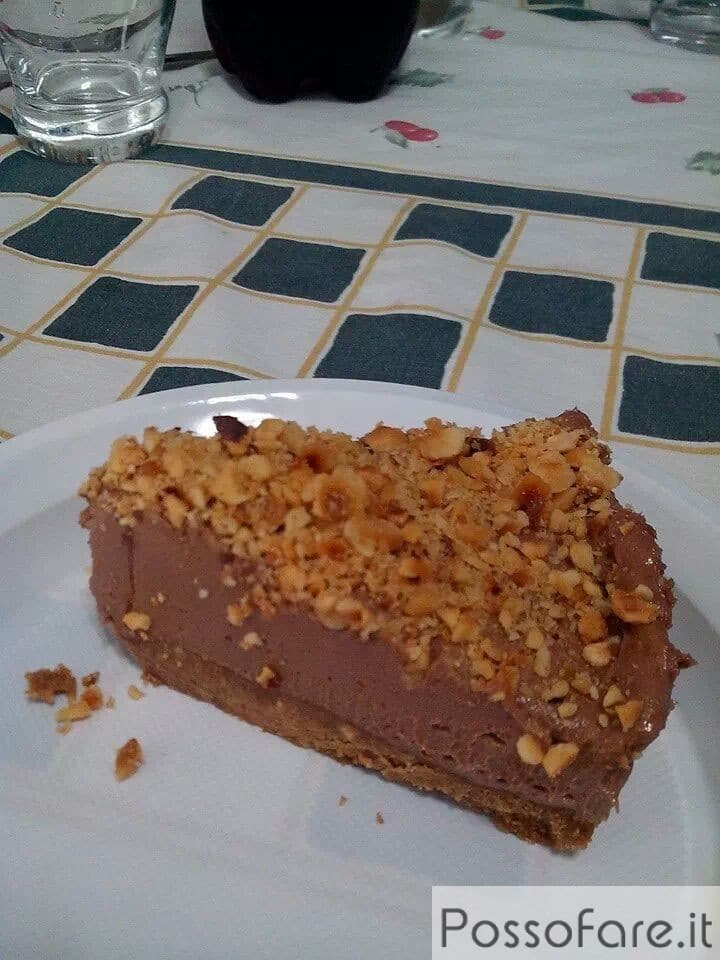 Cheesecake alla nutella e nocciole