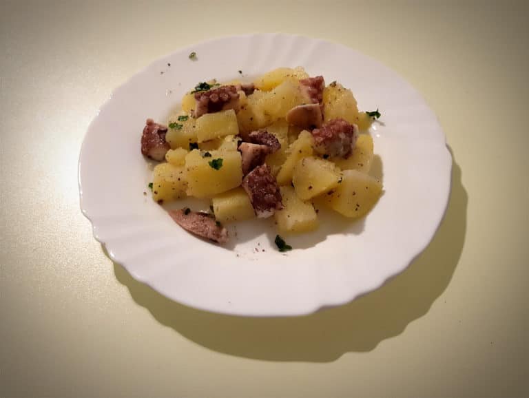 Polpo Con Patate In Pentola A Pressione