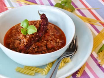 ragù di carne in pentola a pressione